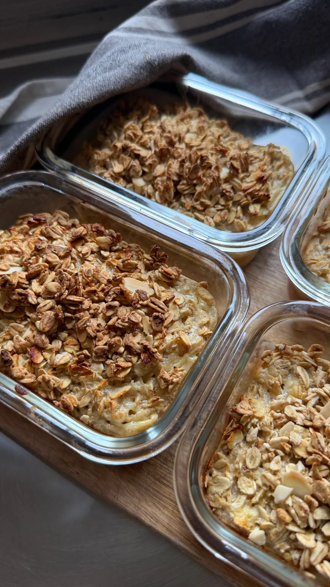 Apple crumble baked oats, made by Courtney